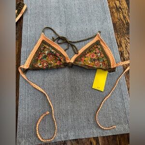 Bananhot Bikini Set New With Tags (Top and Bottom) (Size Small)